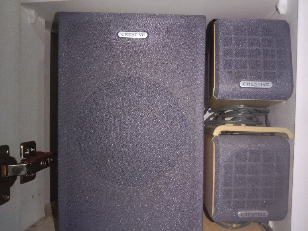 Creative sbs top 370 2.1 speakers