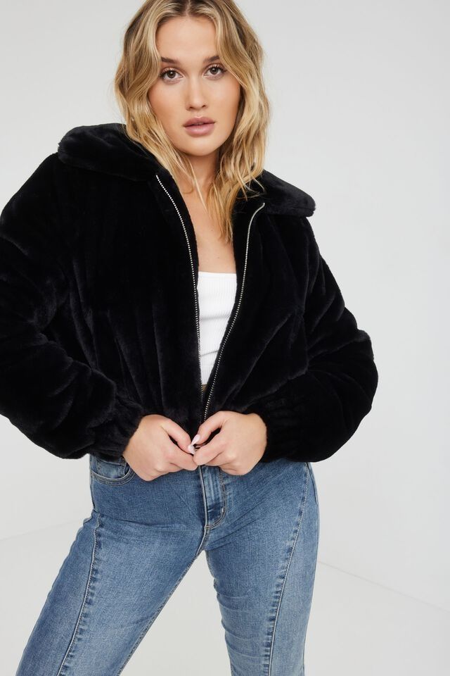 FOREVER 21 Faux Fur Hoodie Jacket Women s Fashion Coats Jackets and Outerwear on Carousell