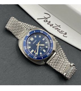 Seiko turtle mesh bracelet top