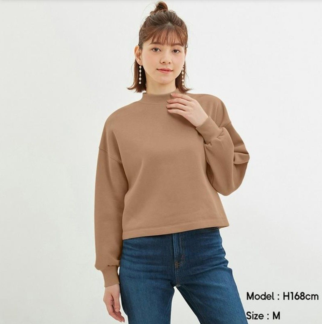 Free SF GU by Uniqlo Mock neck Crop Sweatshirt Longsleeves Women s Fashion Tops Longsleeves on Carousell