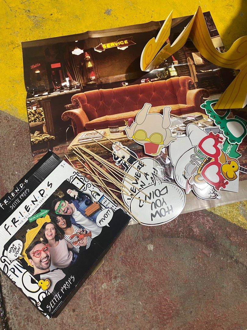 Friends Selfie Props (Category: Western Merchandise) located in Paranaque City. Submitted by jayyator (Listing ID 1286320296, Image 2). Description: .