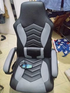 Gaming Chair with vibrate massager