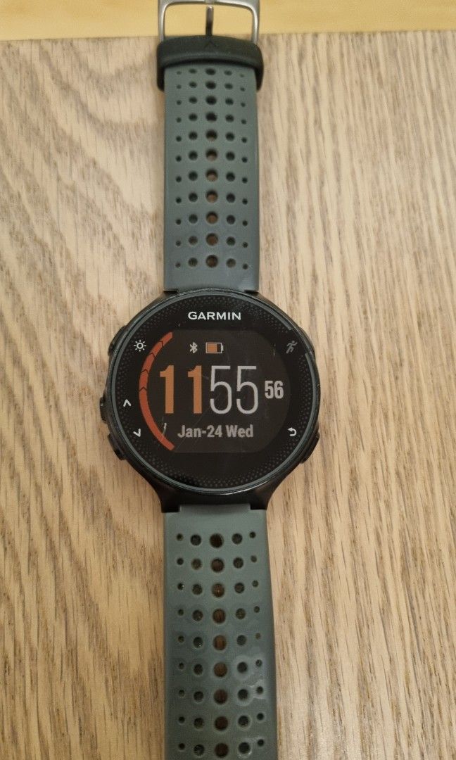 Garmin 235 black hot sale