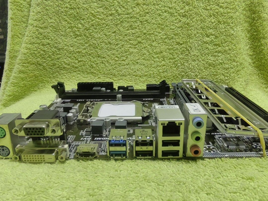 Gigabyte H110M-HD2 1151 6&7gen (Category: Computer Parts) located in Taguig. Submitted by j.pc_2022 (Listing ID 1286271870, Image 3). Description: 📍 GIGABYTE H110M-HD2 LGA 1151 SOCKET MOTHERBOARD 📍100% GOOD CONDITION 📍100% WELL TESTED 📍WELL CLEAN 📍HIGH QUALITY ➡️We accept [COD] within METRO MLA. PAYMENT AND SHIPPING OPTIONS ➡️We accept Gcash paymenT ➡️SHIPPING FEE WILL BE SHOULDERED BY COSTUMER 👇👇👇 Note: Compatibility is USERS Responsibil