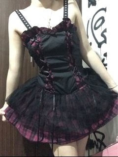 (Category: ) located in . Submitted by fuwaa__ (Listing ID 1286185794, Image 1). Description: .