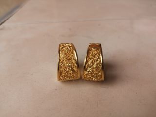 Handcrafted filigree hoop earrings in 925, yellow gold plated