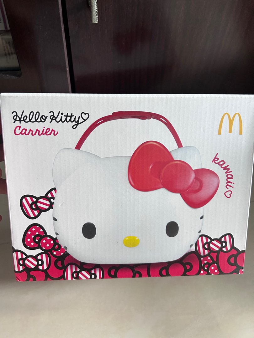 Hello kitty discount carrier