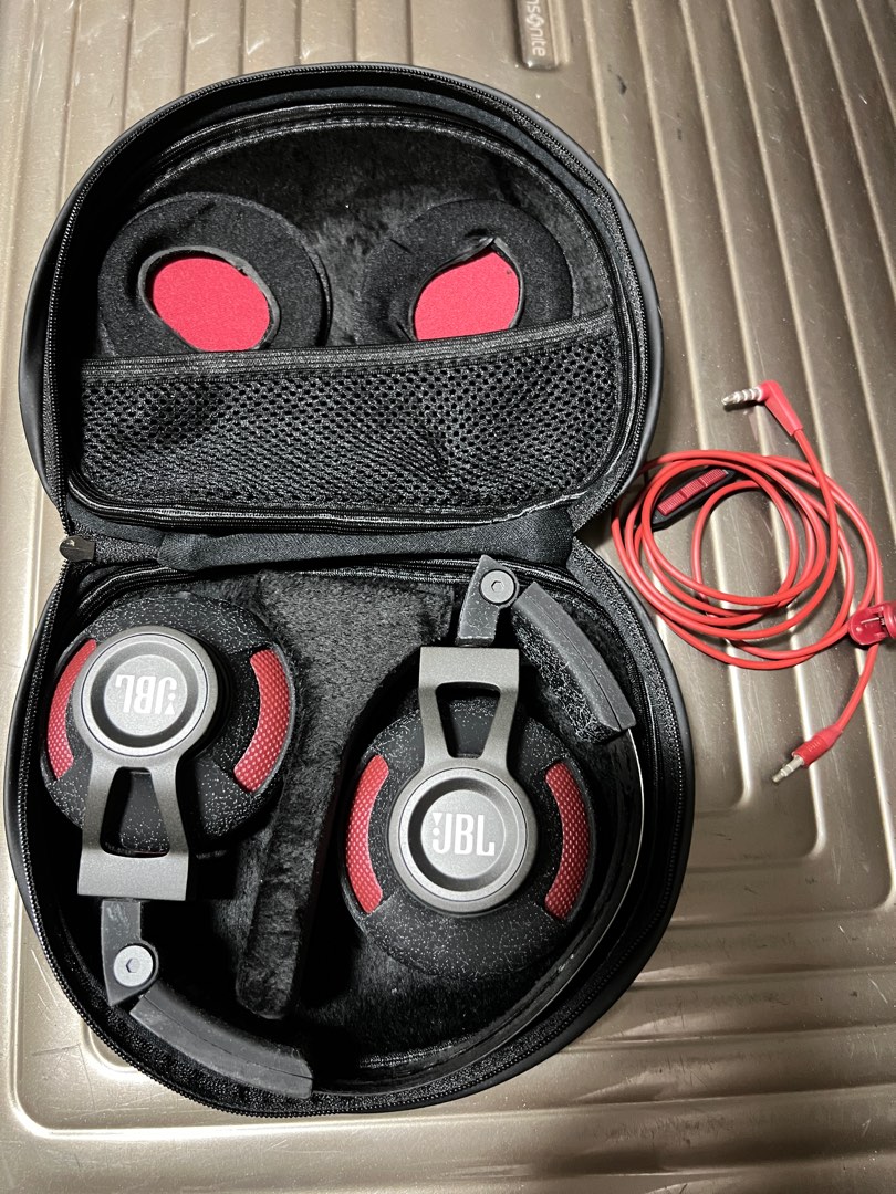 JBL Synchros S300i