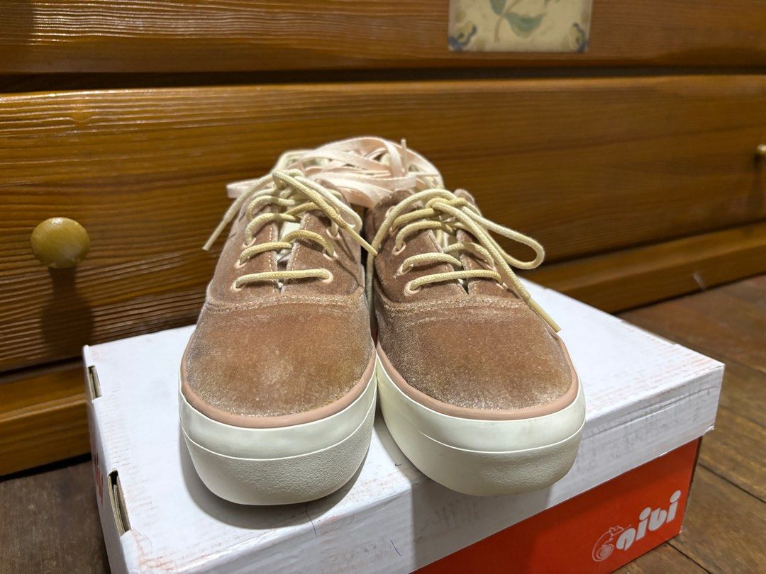 Keds rise velvet sales