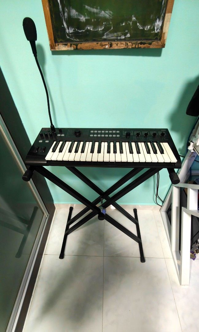 Korg r3 deals synthesizer vocoder