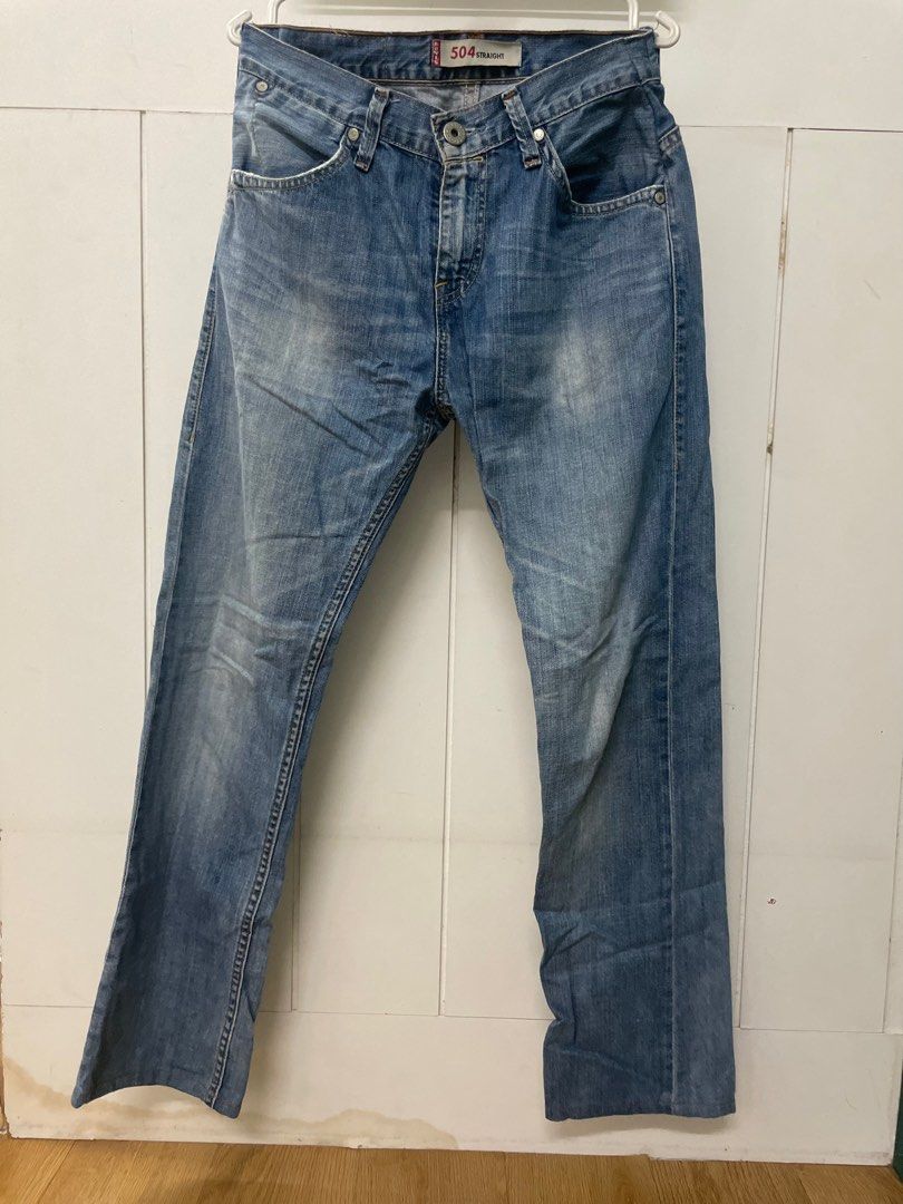 Levis length online 28