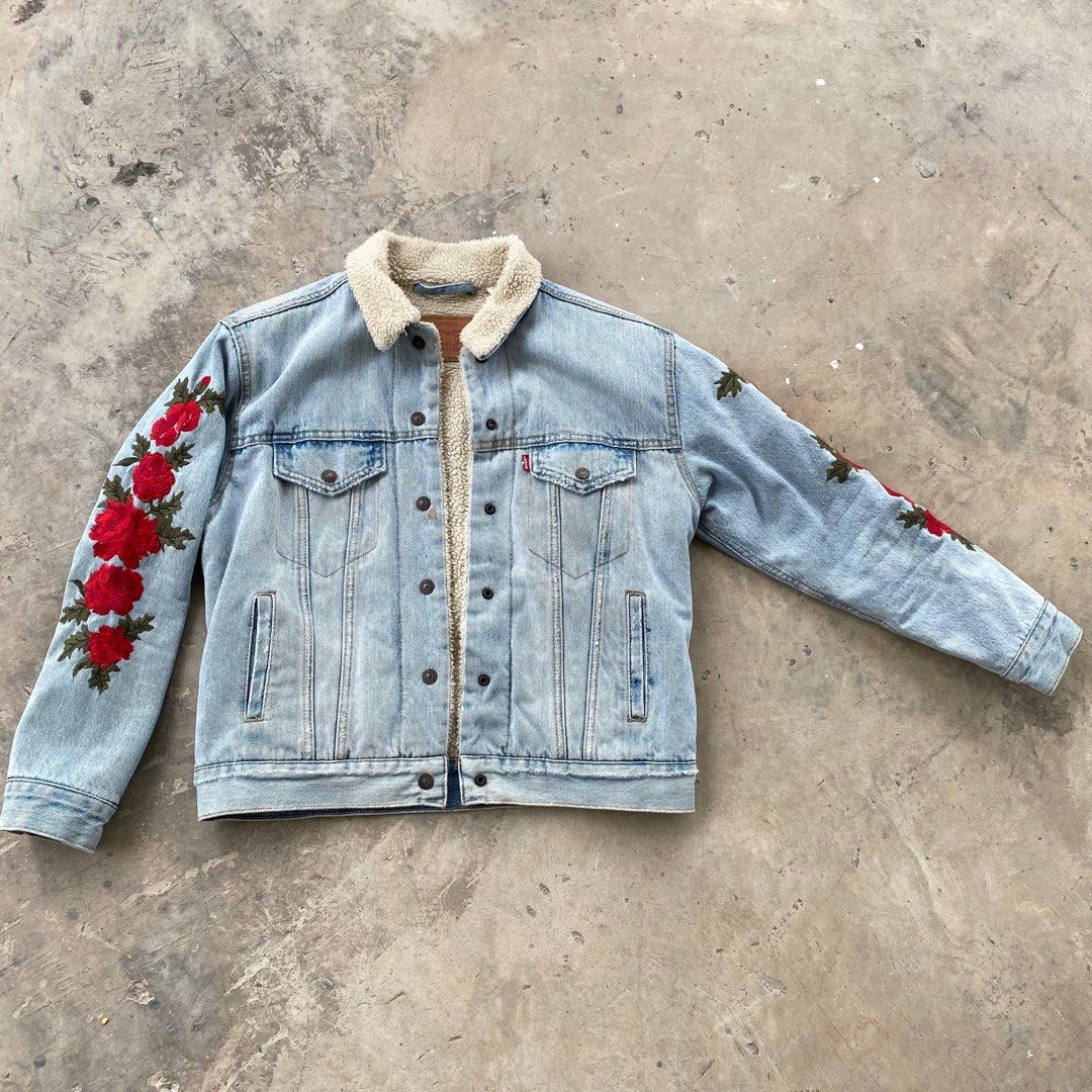 Levis rose shop embroidered jeans