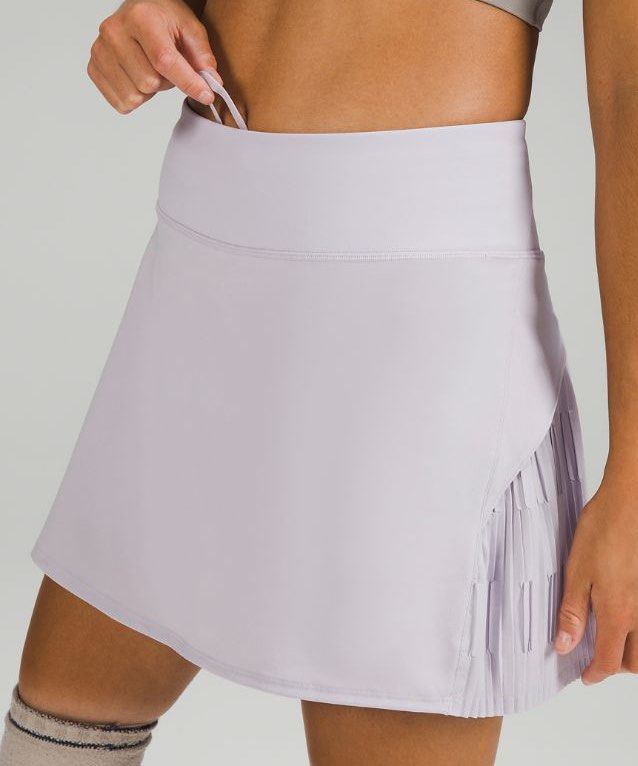 Lululemon lululemon Women's Pleated Lined High-Rise Tennis Skirt size 2,  Women's Fashion, Activewear on Carousell