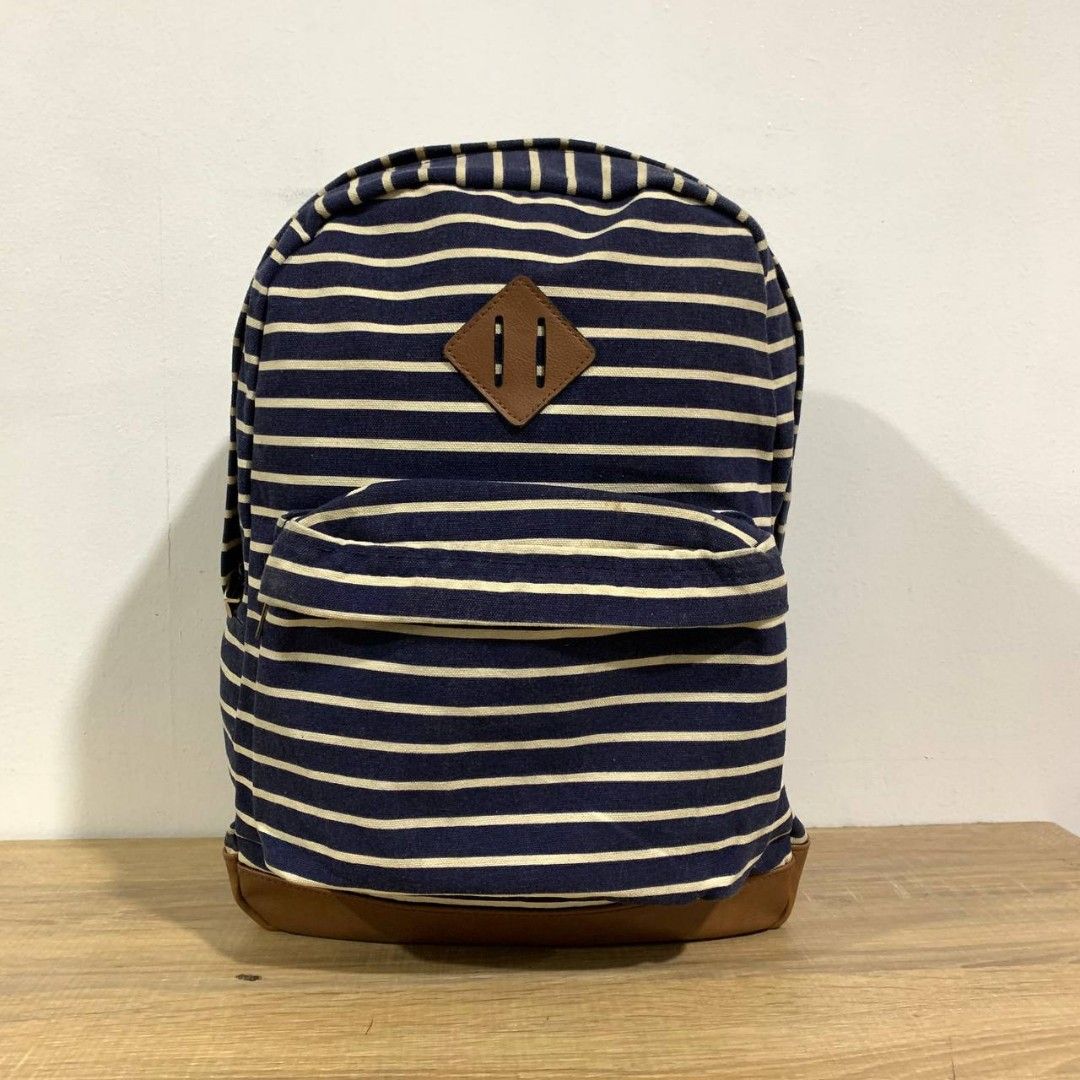 Madden girl backpack top