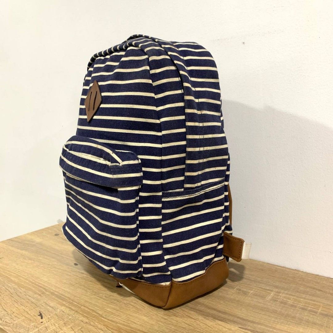 Madden girl Backpack with tag Women s Fashion Bags Wallets Backpacks on Carousell