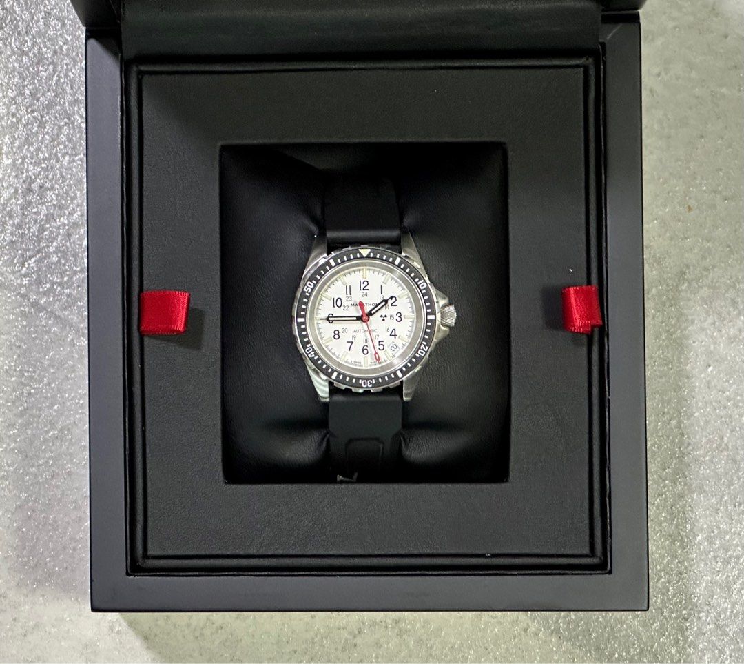 MARATHON GSAR 36mm Arctic Edition Luxury Watches on Carousell