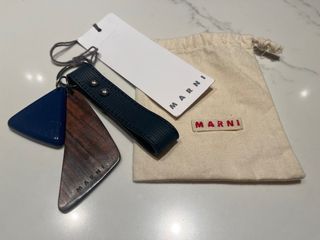 （分類：）位於 。 由 objectify 提交（商品編號 1286294490，圖片 1）。簡介： 。