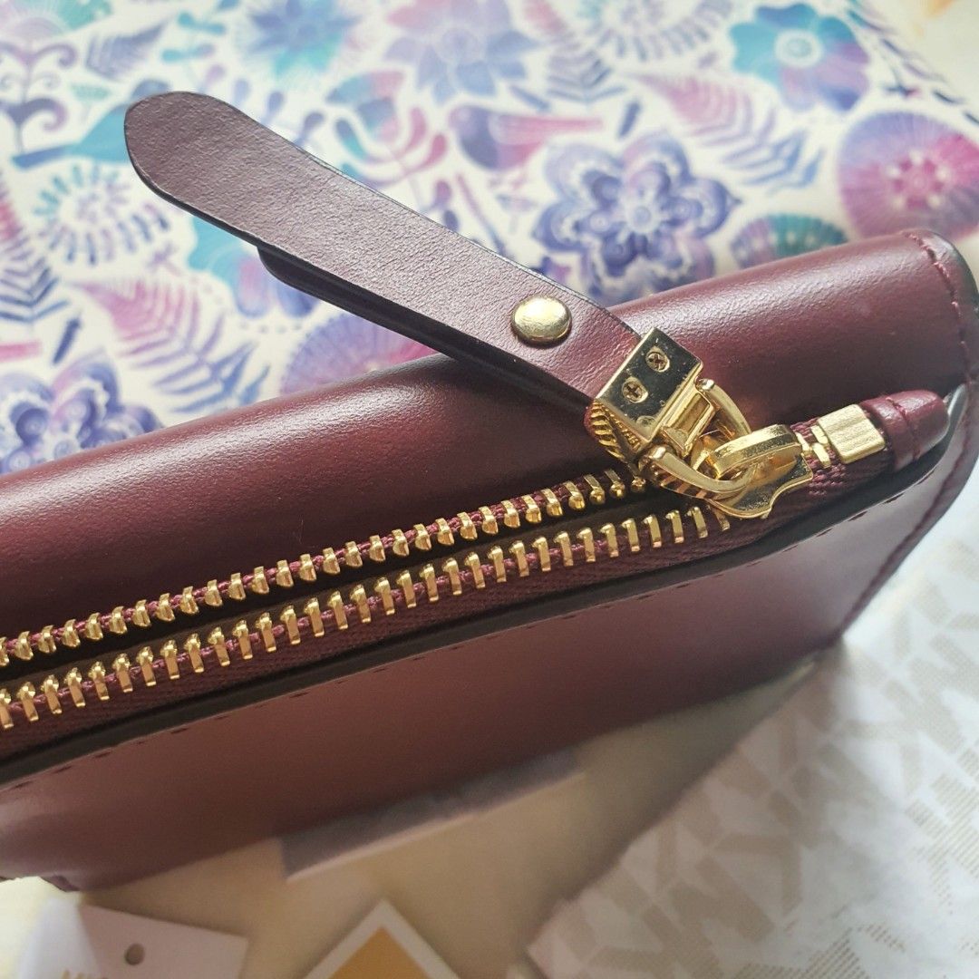Michael kors blakely wallet on sale
