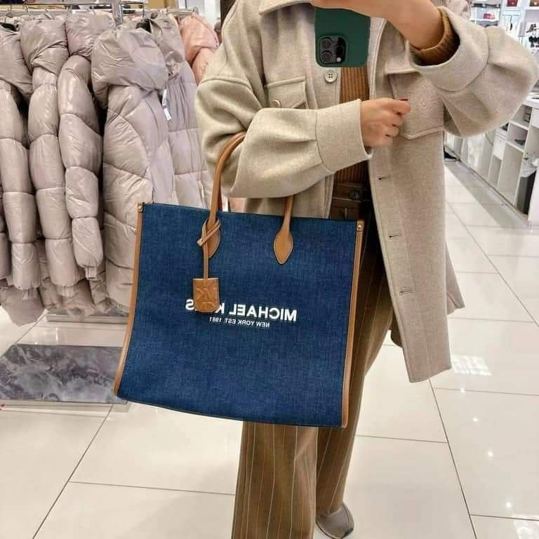 Michael kors discount denim tote bag