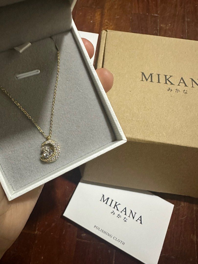 Mikana Hitagi Necklace (Category: Necklaces) located in Quezon City. Submitted by naayuu (Listing ID 1286242836, Image 1). Description: ⭐WHAT TO EXPECT FROM MIKANA JEWELRY⭐ • 100% Original Mikana • Gold Plated • Cubic Zircon Crystals • Hypoallergenic and non-tarnish • Jewelry Box included ⭐WHAT’S IN THE PACKAGE⭐ 1x Jewelry Box per jewelry 1x Jewelry pouch per jewelry 1x Polishing Cloth per order .