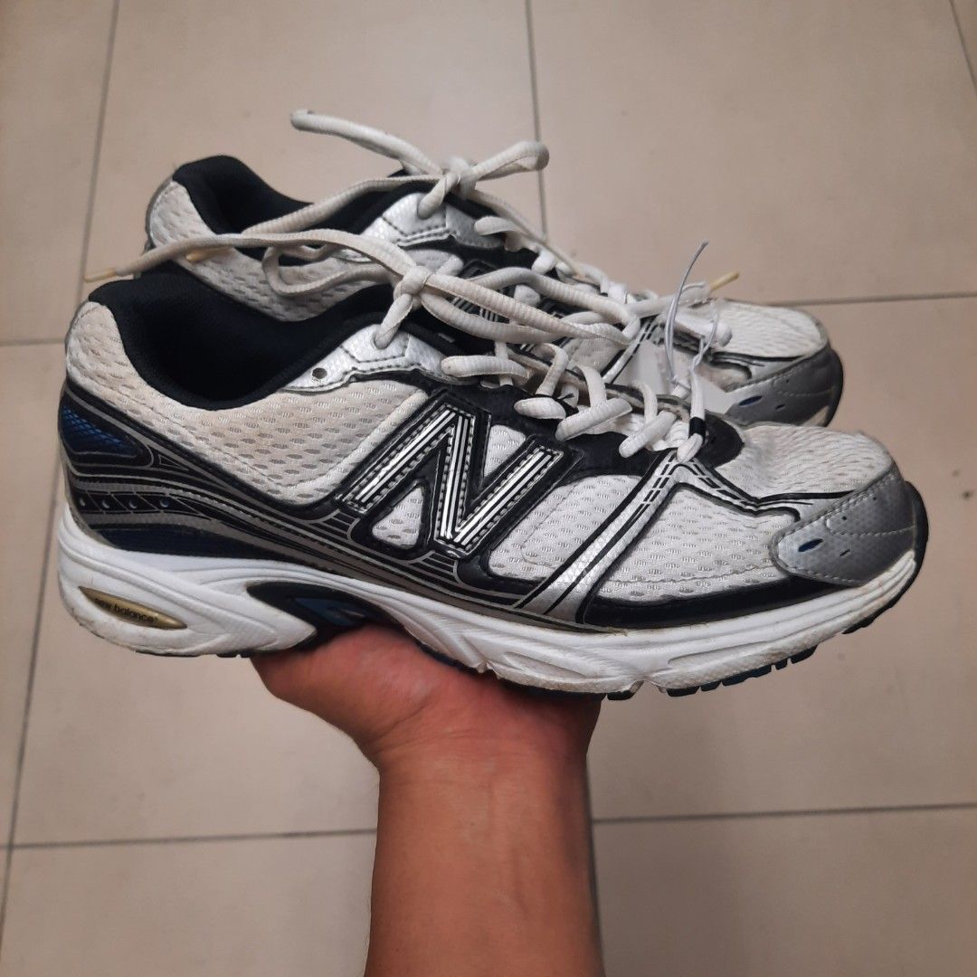 New Balance Men s Fashion Footwear Sneakers on Carousell