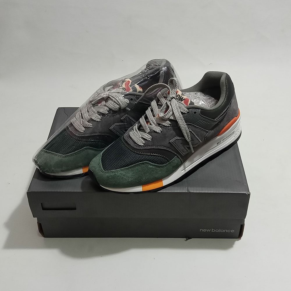 New Balance Man M997 Duck Camo, Fesyen Pria, Sepatu Sneakers di