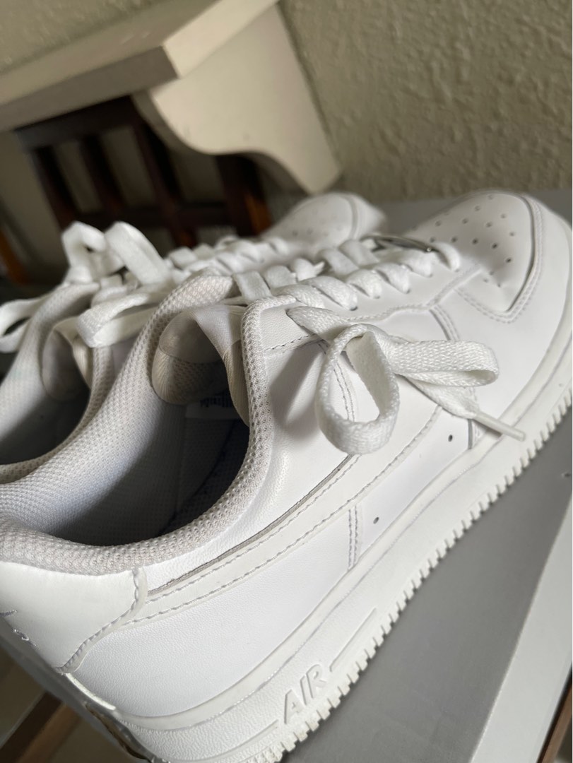 Nike Air Force 1 07 Women US 7.5 Plain White with Original Box