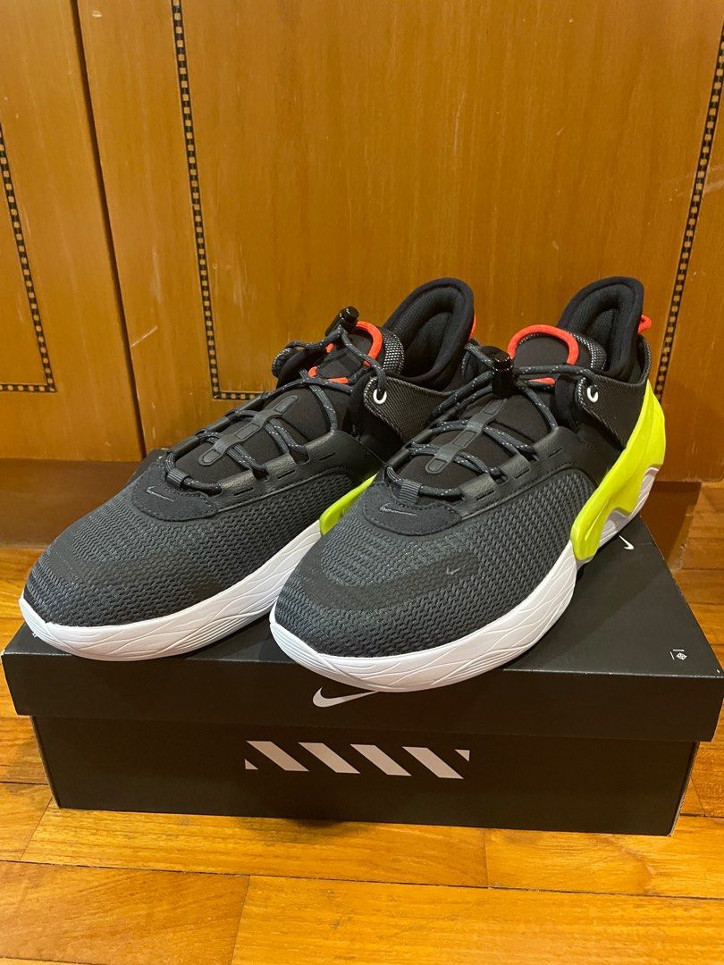 nike distorted dna shoe