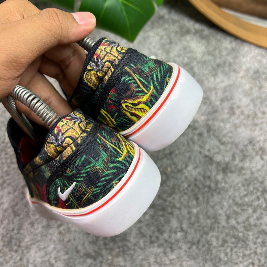 Nike floral slip ons outlet
