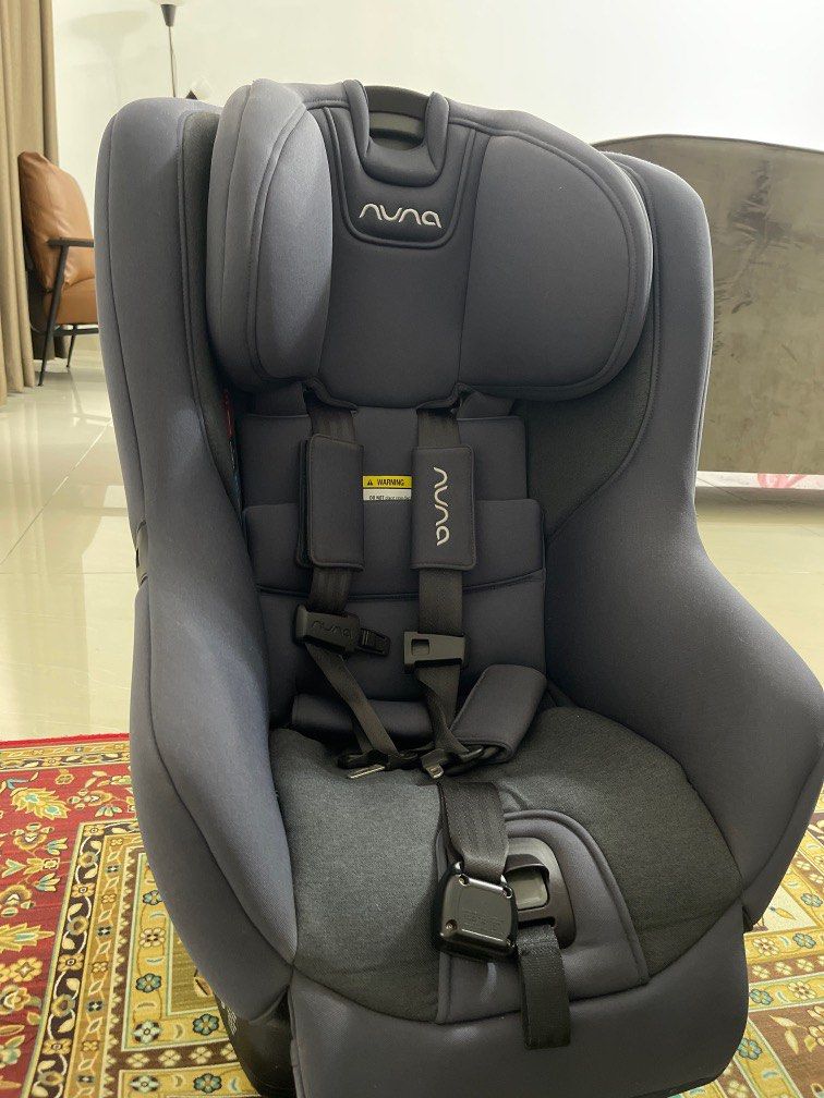 Used nuna rava car seat hot sale