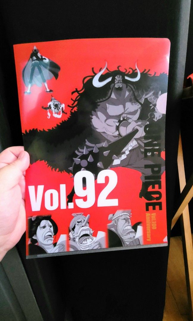 ONE PIECE 92まで（89-91なし）+ FILM RED 非売品あり One Piece Film: Red (The Movie 15) ~ All Region ~ Brand New