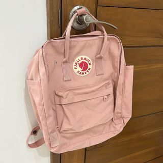 Pink Fjallraven Kanken Backpack