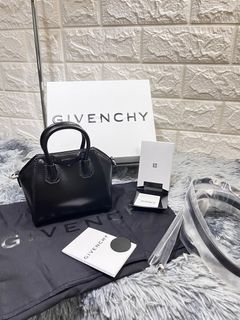 Givenchy Collection item 3