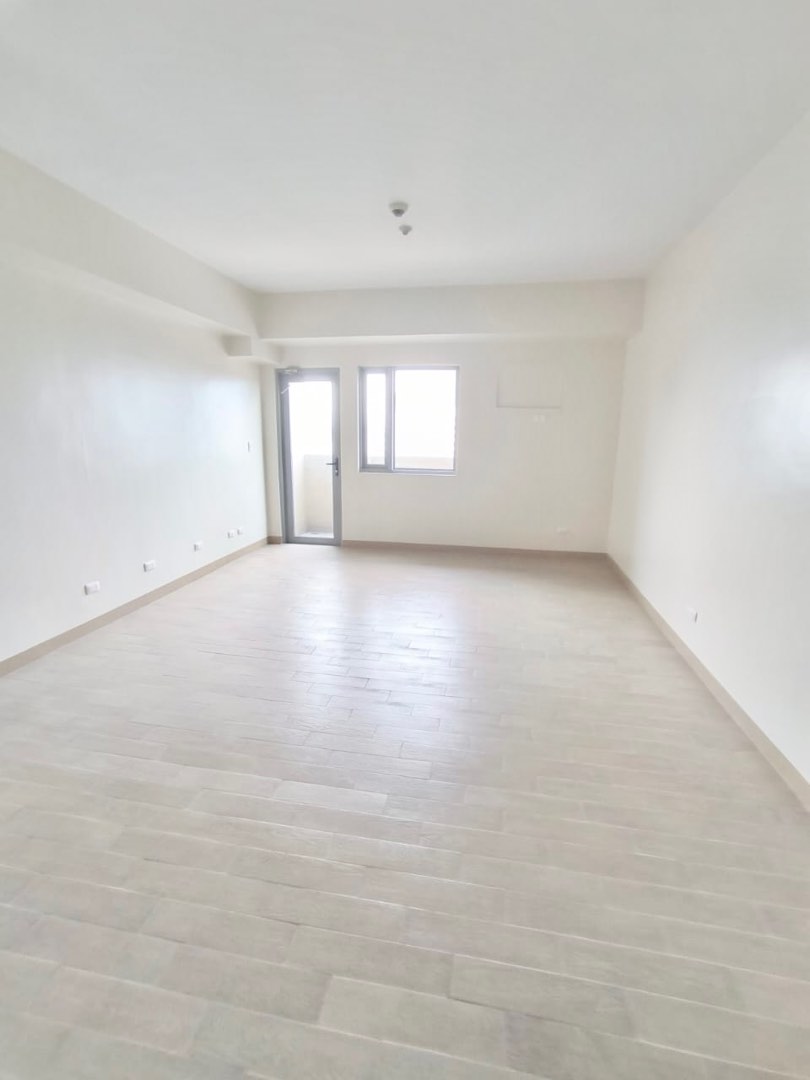 (Category: ) located in . Submitted by BlackTreeRealty (Listing ID 1286252092, Image 1). Description: .
