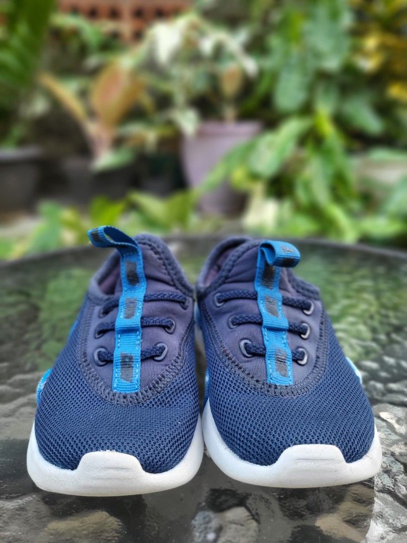 Sepatu nike, Bayi & Anak, Lainnya di Carousell
