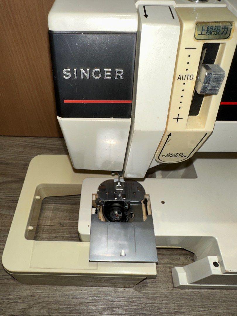 SINGER勝家6233型縫紉機 家庭用縫紉機 早期勝家SINGER裁縫機 勝家裁縫機 二手裁縫機, 電視及其他電器 , 其他家庭電器在旋轉拍賣