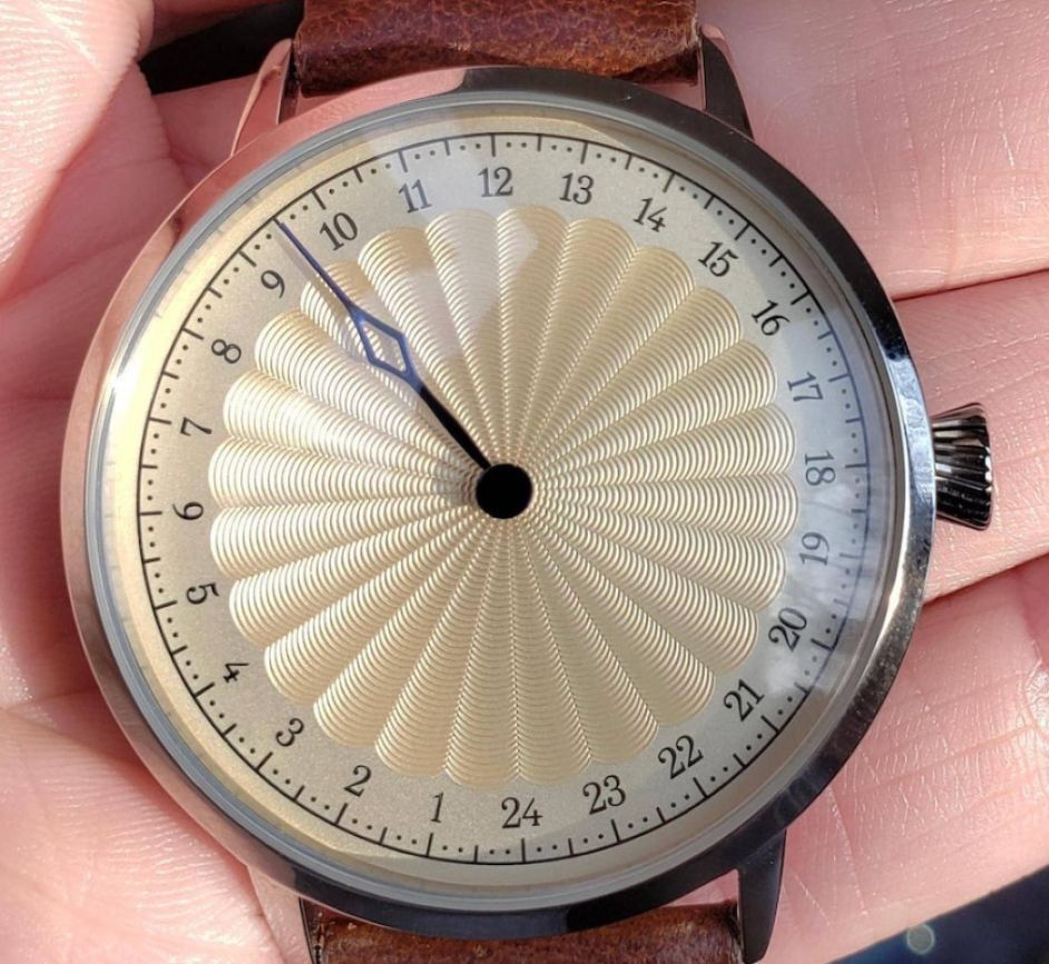 Single hand Watch