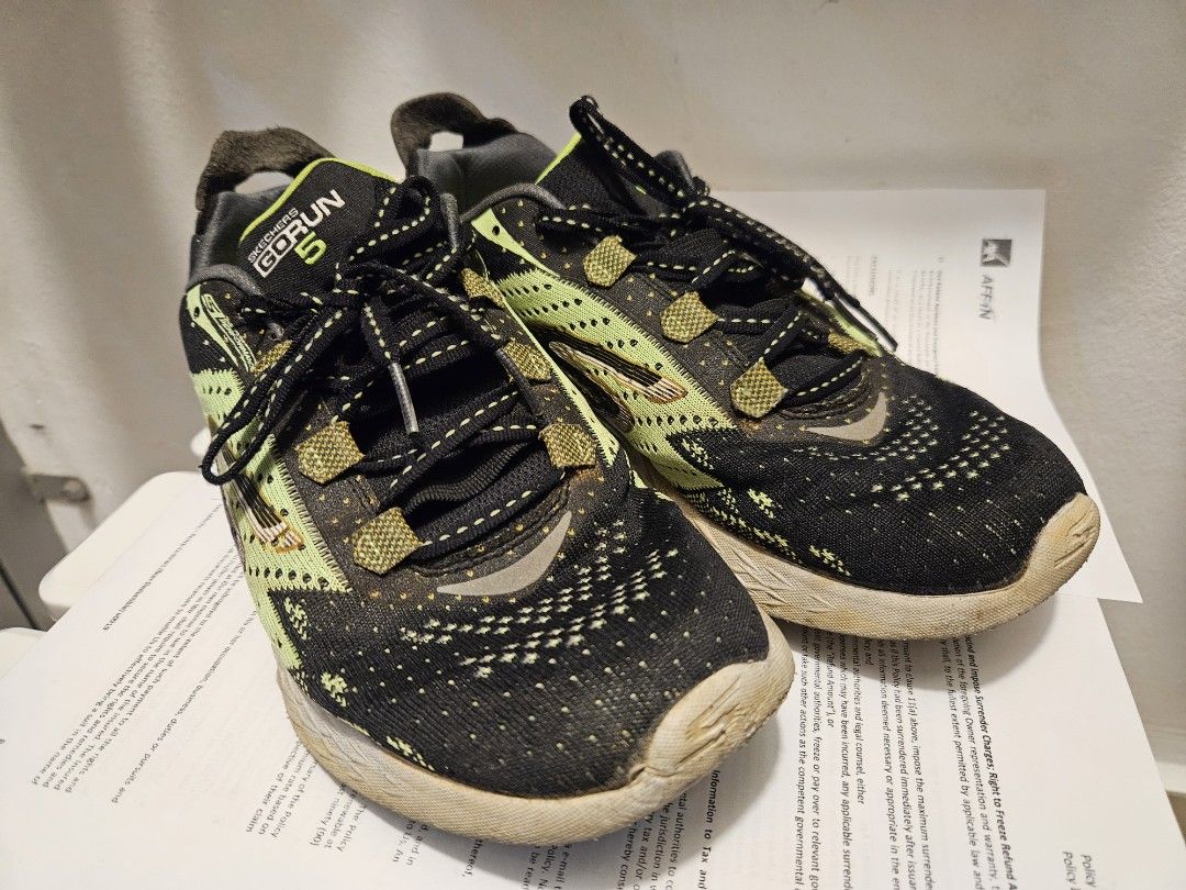 Skechers go run 5 gold top