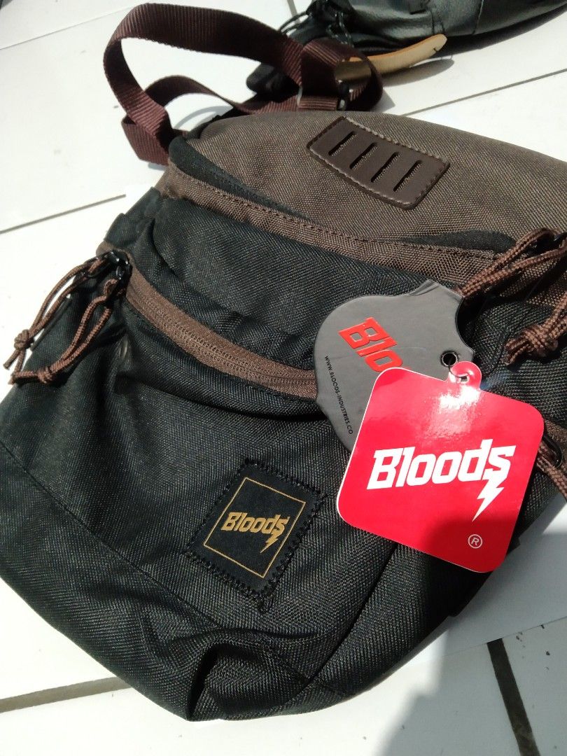Sling bag 2025 bloods