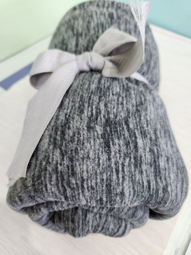 Soft Wool Blanket Gray 60" x 72" (Category: Bedding & Towels) located in Manila. Submitted by Jenshoppe (Listing ID 1286252330, Image 1). Description: Soft Wool Blanket Gray Brand new not too thick and not too soft. Size 60" x 72" light weight and comfortable.