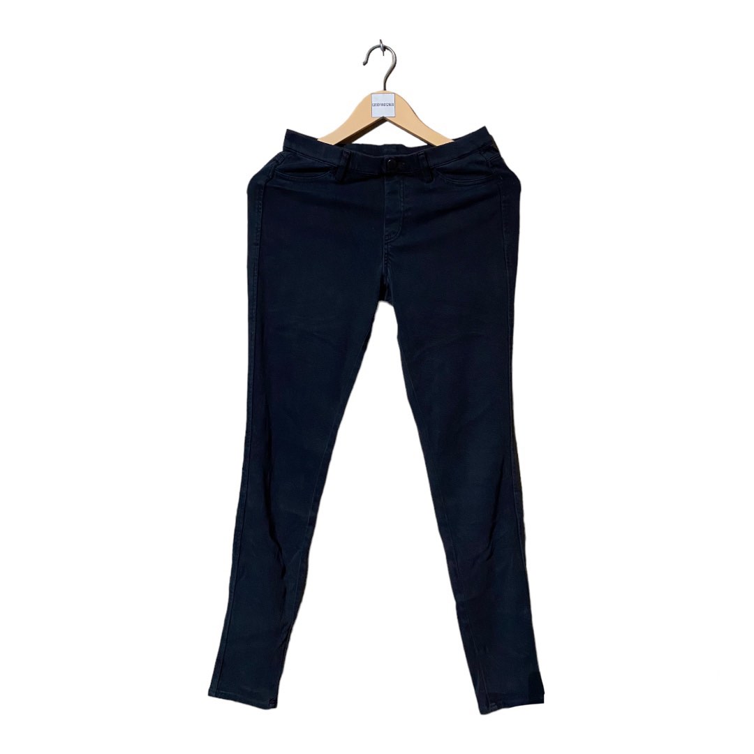 Uniqlo black jeggings, Women's Fashion, Bottoms, Other Bottoms on