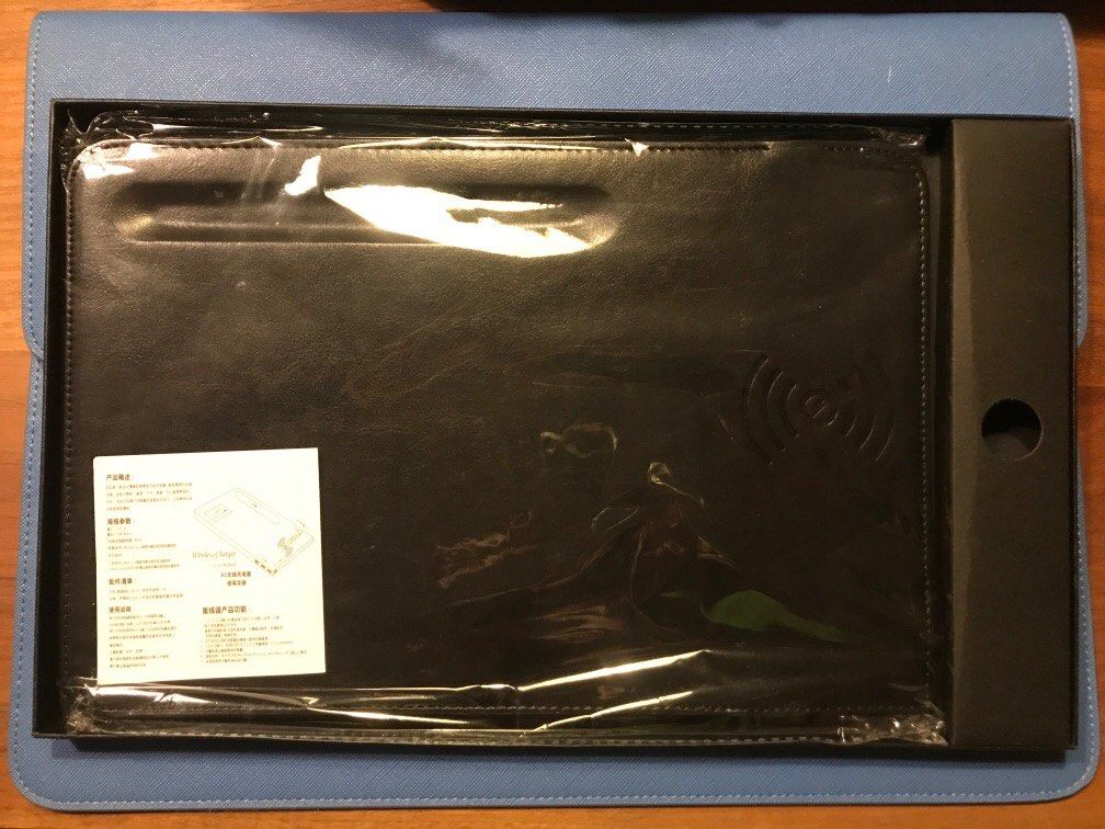 Wireless charger406104655182571520