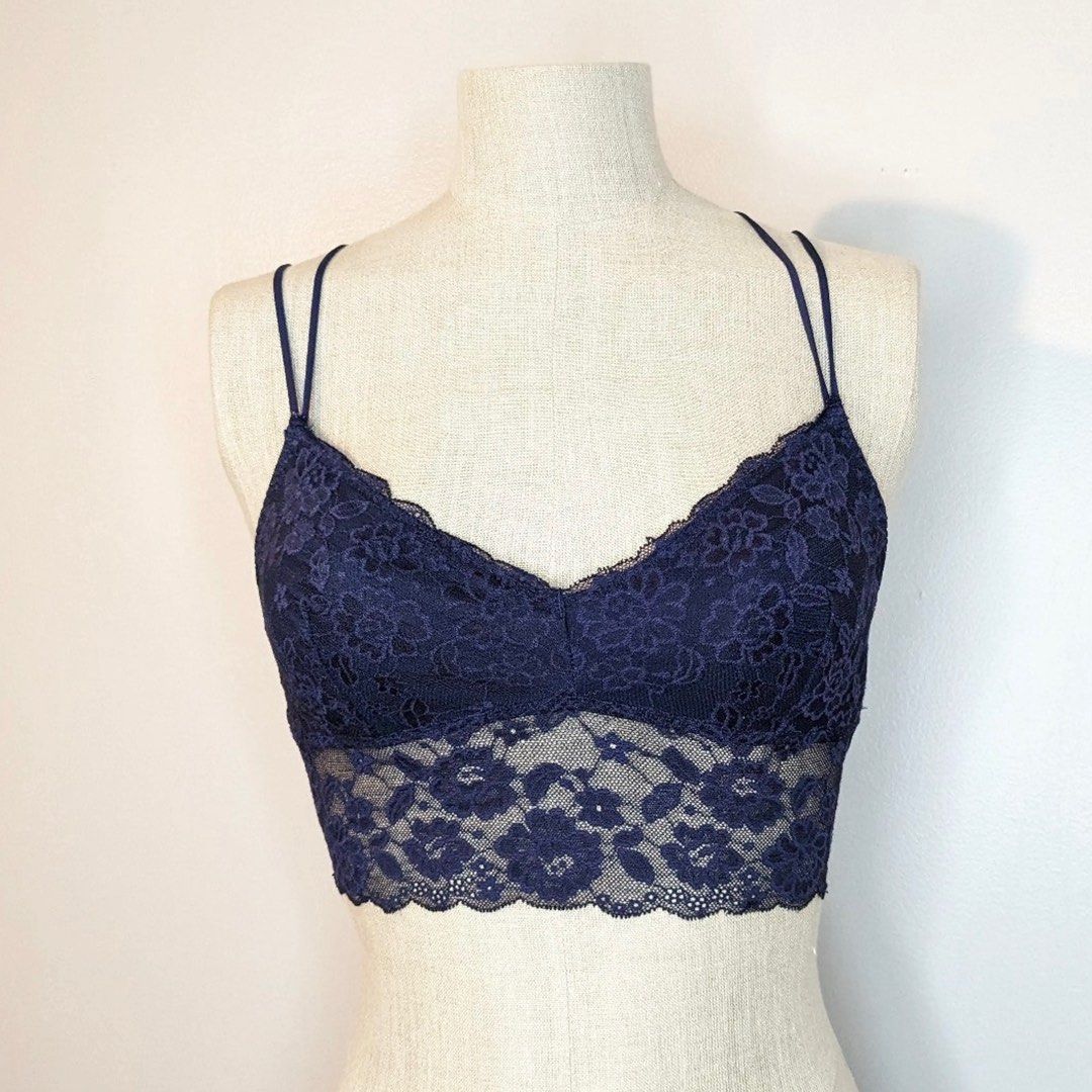 Gilly Hicks Hollister Long Lace Bralette, Women's Fashion, Undergarments &  Loungewear on Carousell