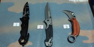 1,2,3, EDC knife,  camping folding knife, surefire, Browning & Derespina