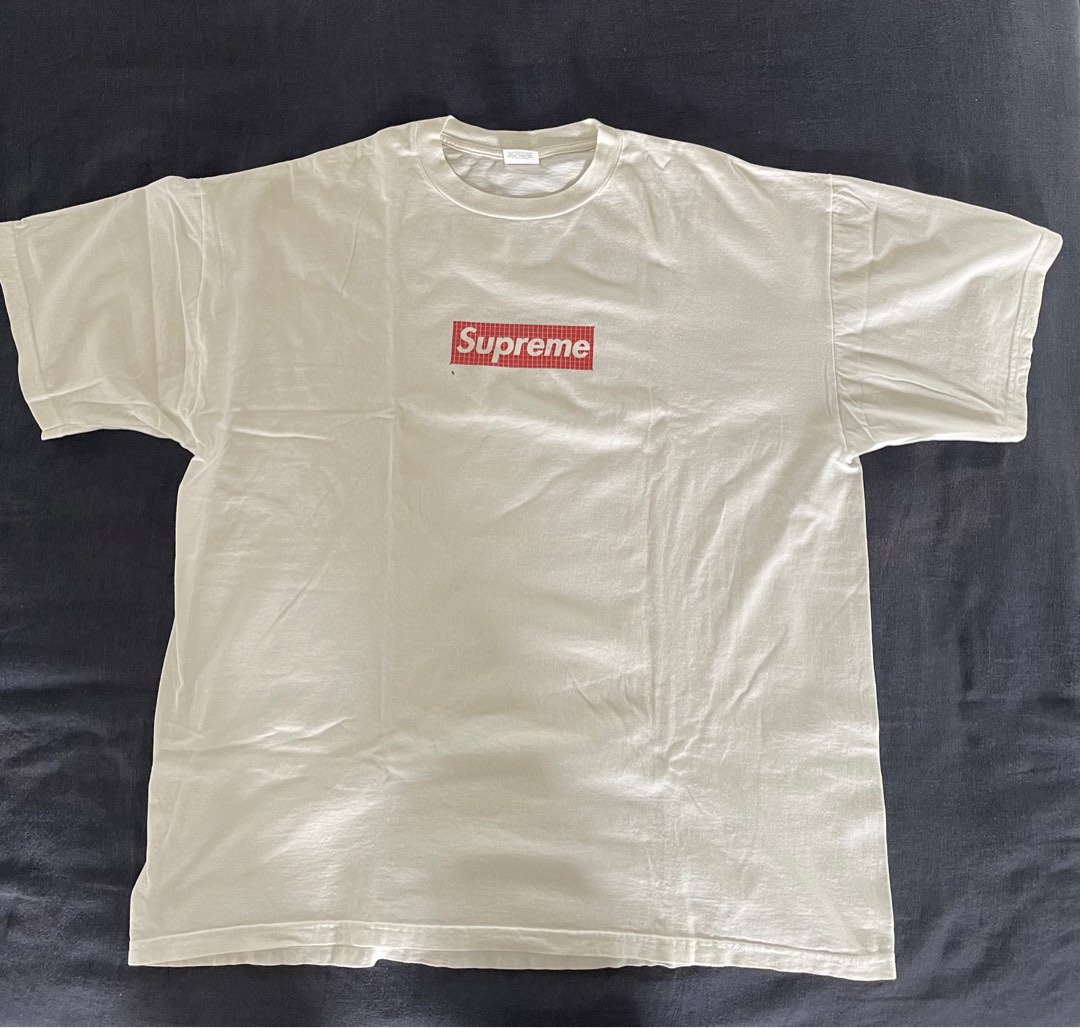 Supreme daikanyama shop box logo