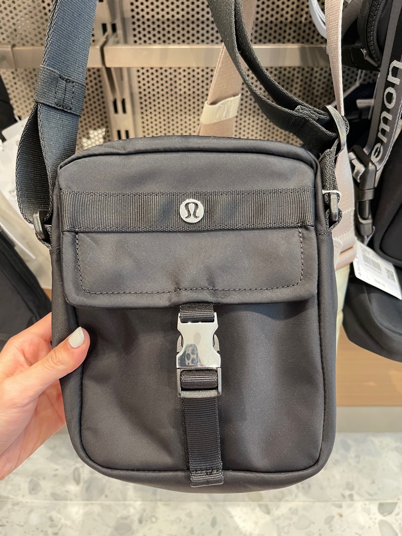 lululemon wunderlust crossbody bag 1.8L Belt R & B Import Lululemon Wunderlust Crossbody Bag