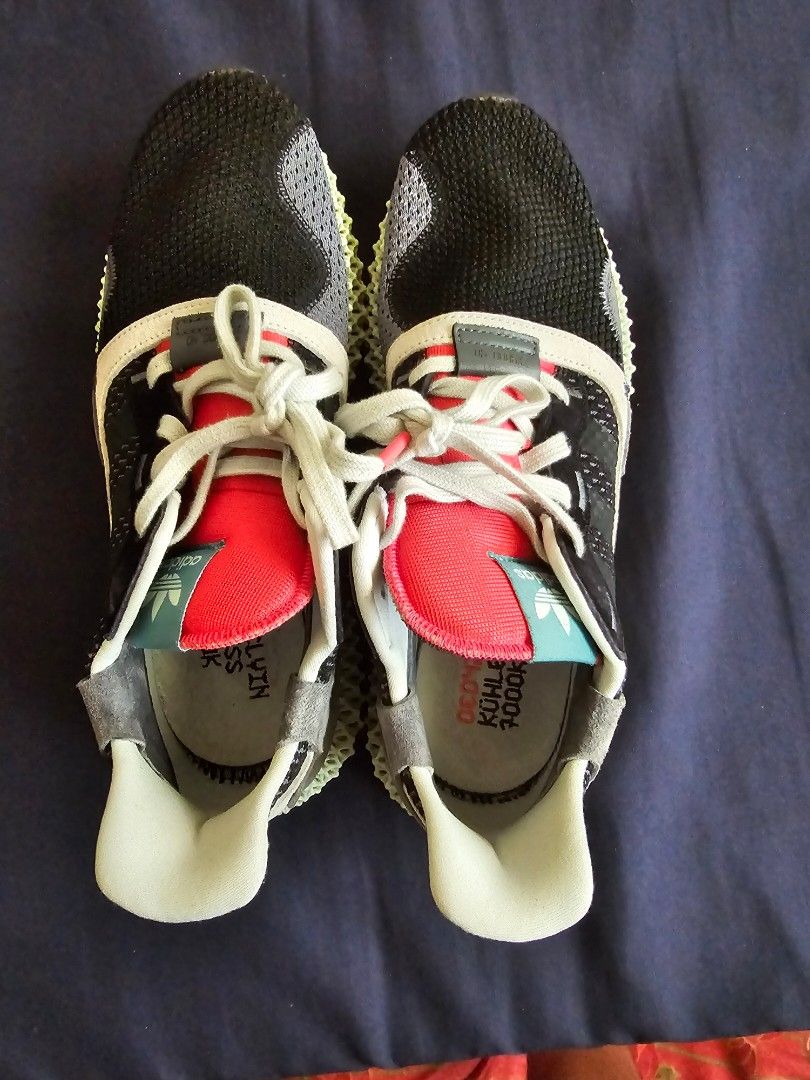 Adidas 4D, Onyx (Category: Sneakers) located in Cabanatuan. Submitted by cdrcbv (Listing ID 1286634934, Image 2). Description: Size 9 US Used Twice.