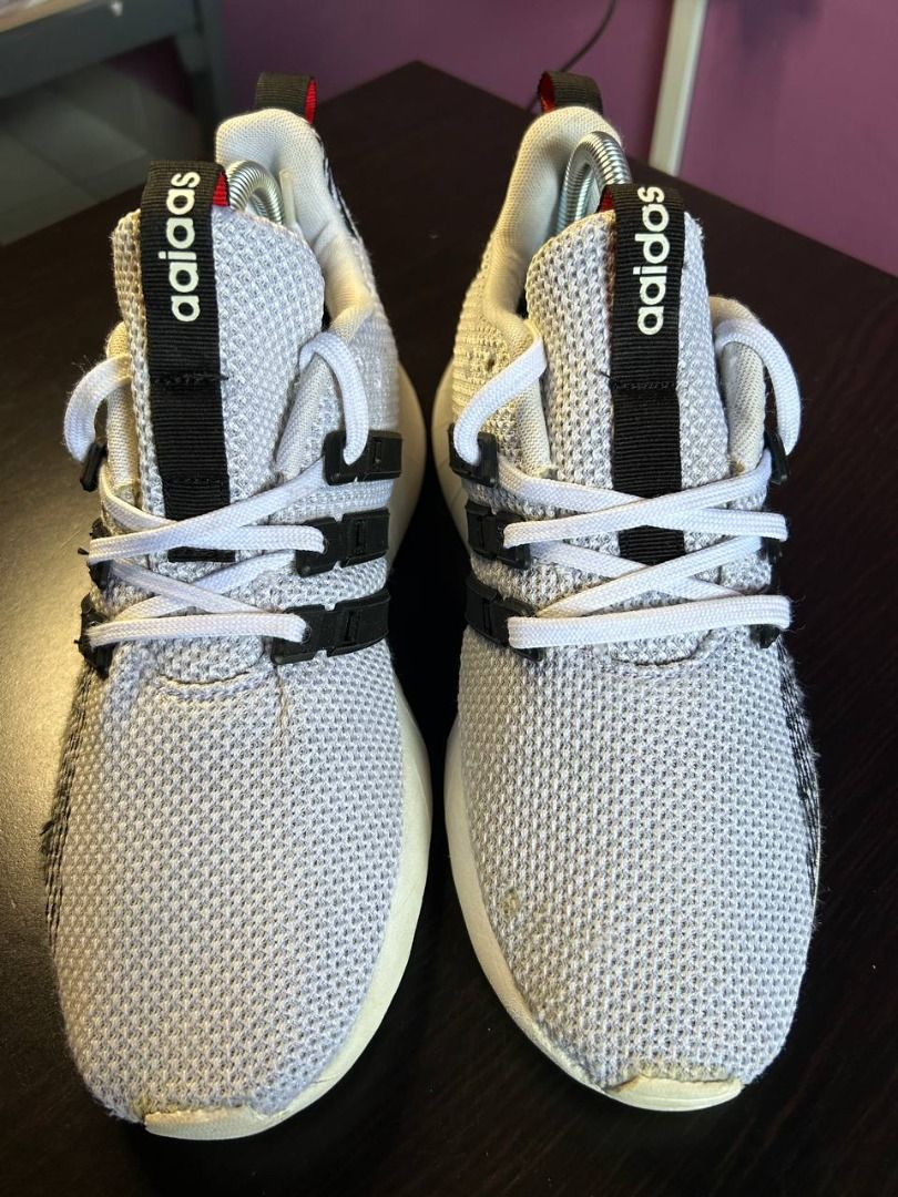 Adidas questar hot sale flow cloud white