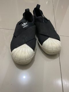 superstar slip on black View all superstar slip on black ads in