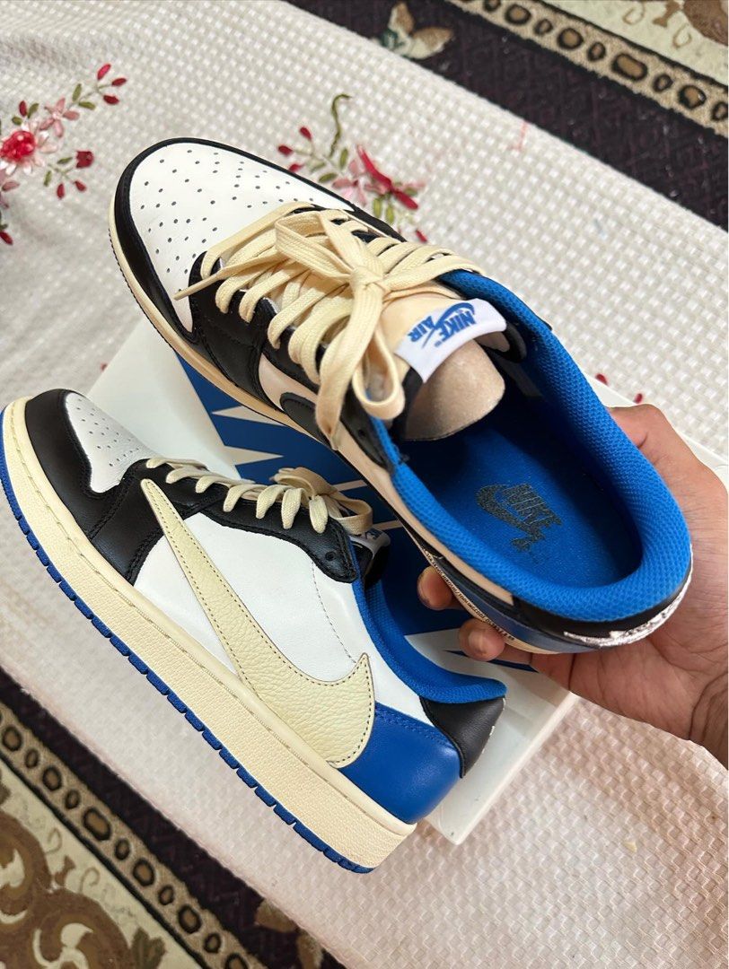 aj1 low travis scott fragment